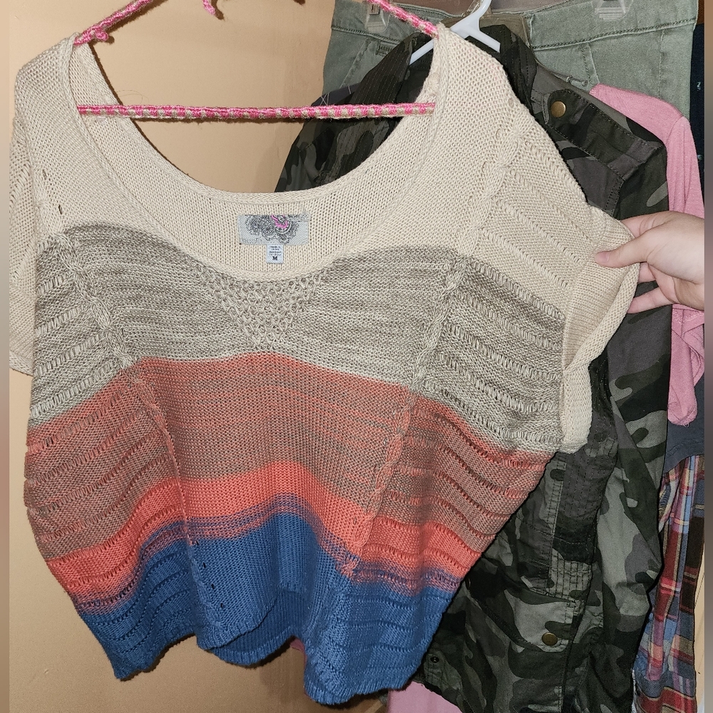 Ecoté cropped sweater
